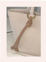 Load image into Gallery viewer, LES CORDONS KLEE ( CLE ) KEY CHAIN
