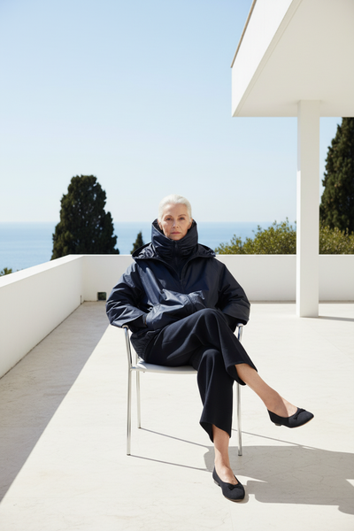 Hero Banner - Sophisticated Seated Legs Crossed