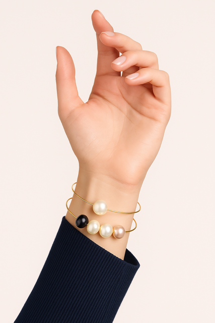 THE BAROQUEN BANGLE SET