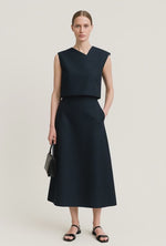 Load and play video in Gallery viewer, LA MER SKIRT
