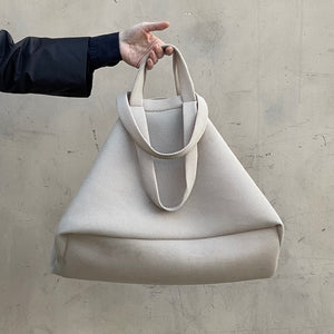 THE LARGE AEKI BAG